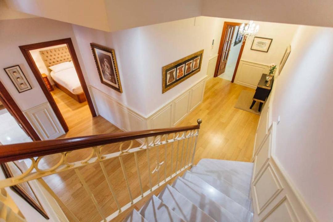 セビリアDuplex With Terrace- 5Bd 3Bth- Centerアパートメント エクステリア 写真